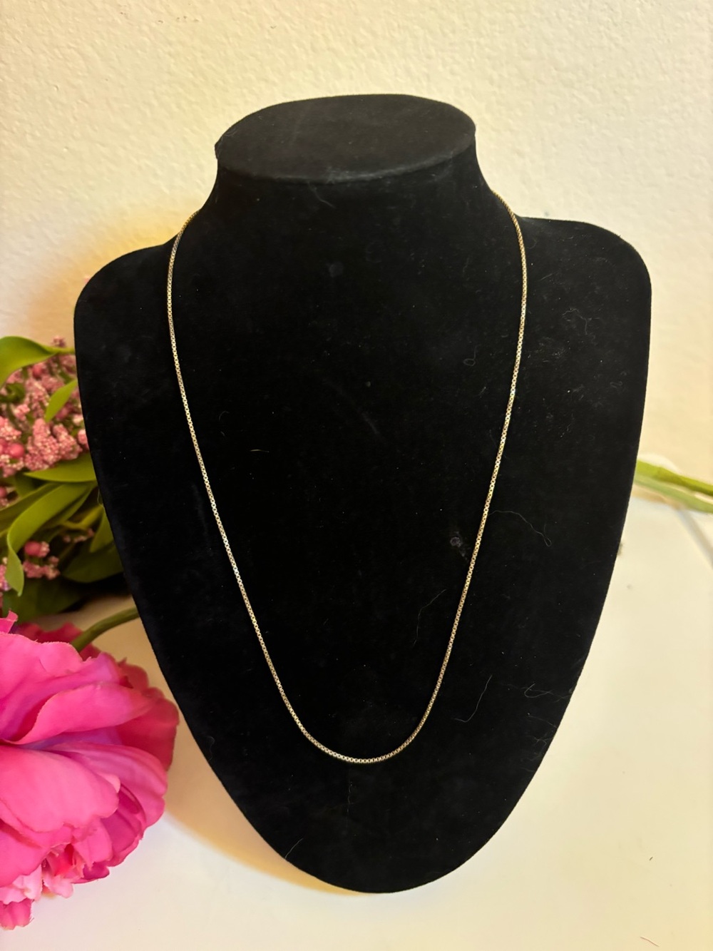 GOLD PLATED 925 STERLING SILVER ITALY BOX CHAIN. Stamped & Signed UTC, 18”